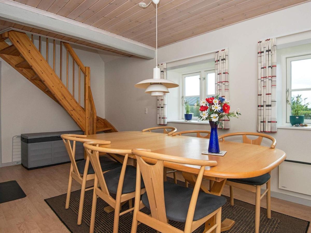 6 Person Holiday Home In Hejls Eksteriør billede